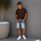 Pantaloncino jeans + T-shirt in omaggio Cristian